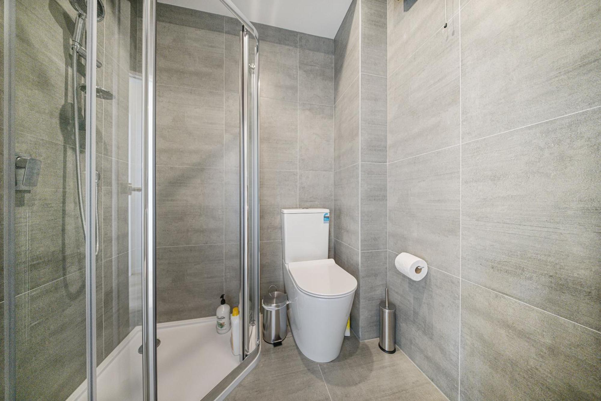 West Harbour Modern 4-Bedroom Retreat โอ๊คแลนด์ ภายนอก รูปภาพ