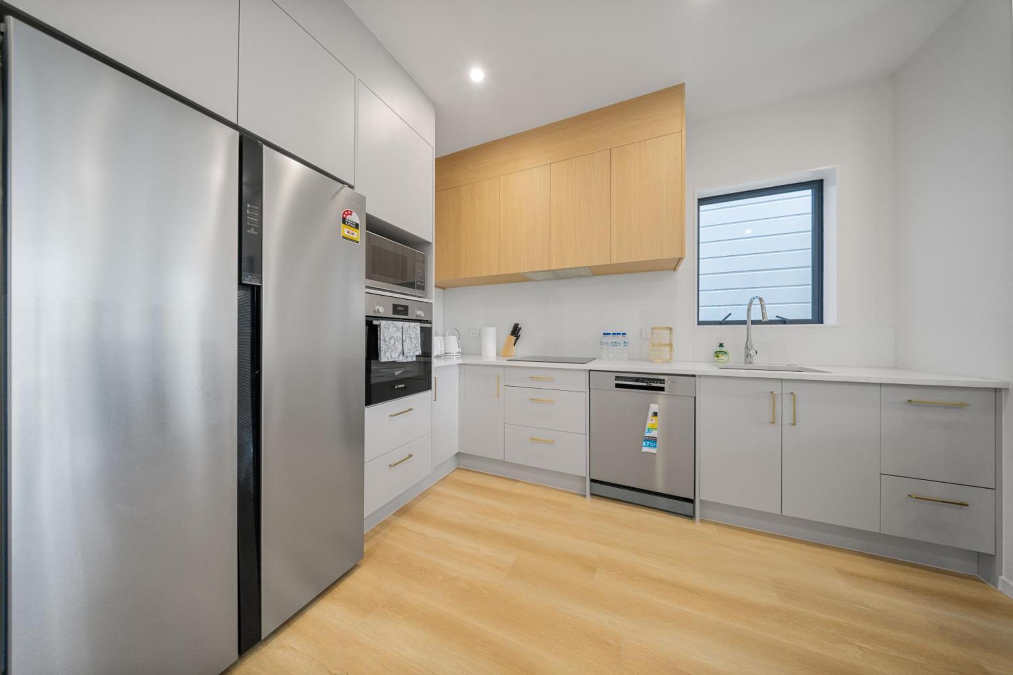 West Harbour Modern 4-Bedroom Retreat โอ๊คแลนด์ ภายนอก รูปภาพ