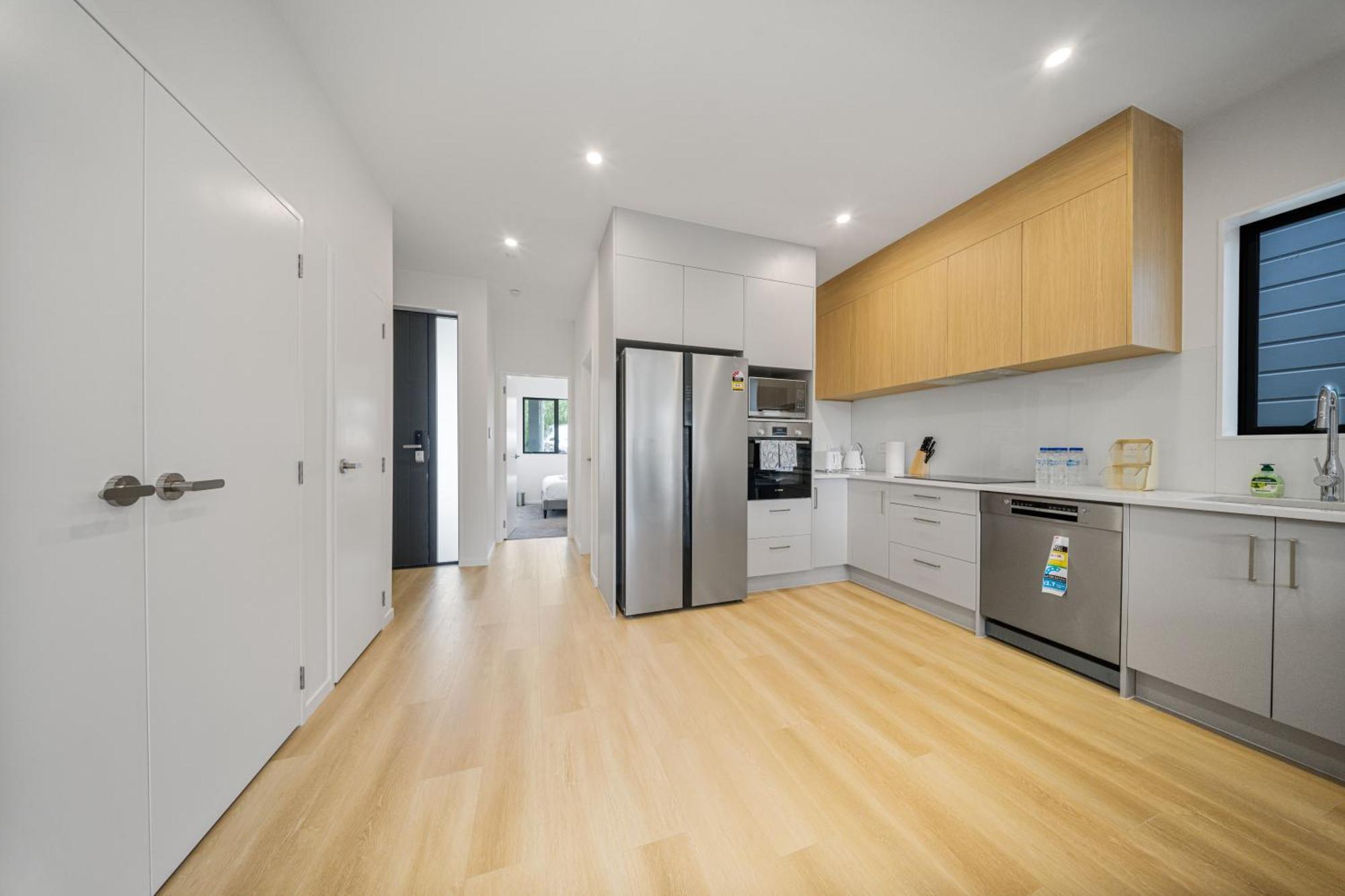 West Harbour Modern 4-Bedroom Retreat โอ๊คแลนด์ ภายนอก รูปภาพ